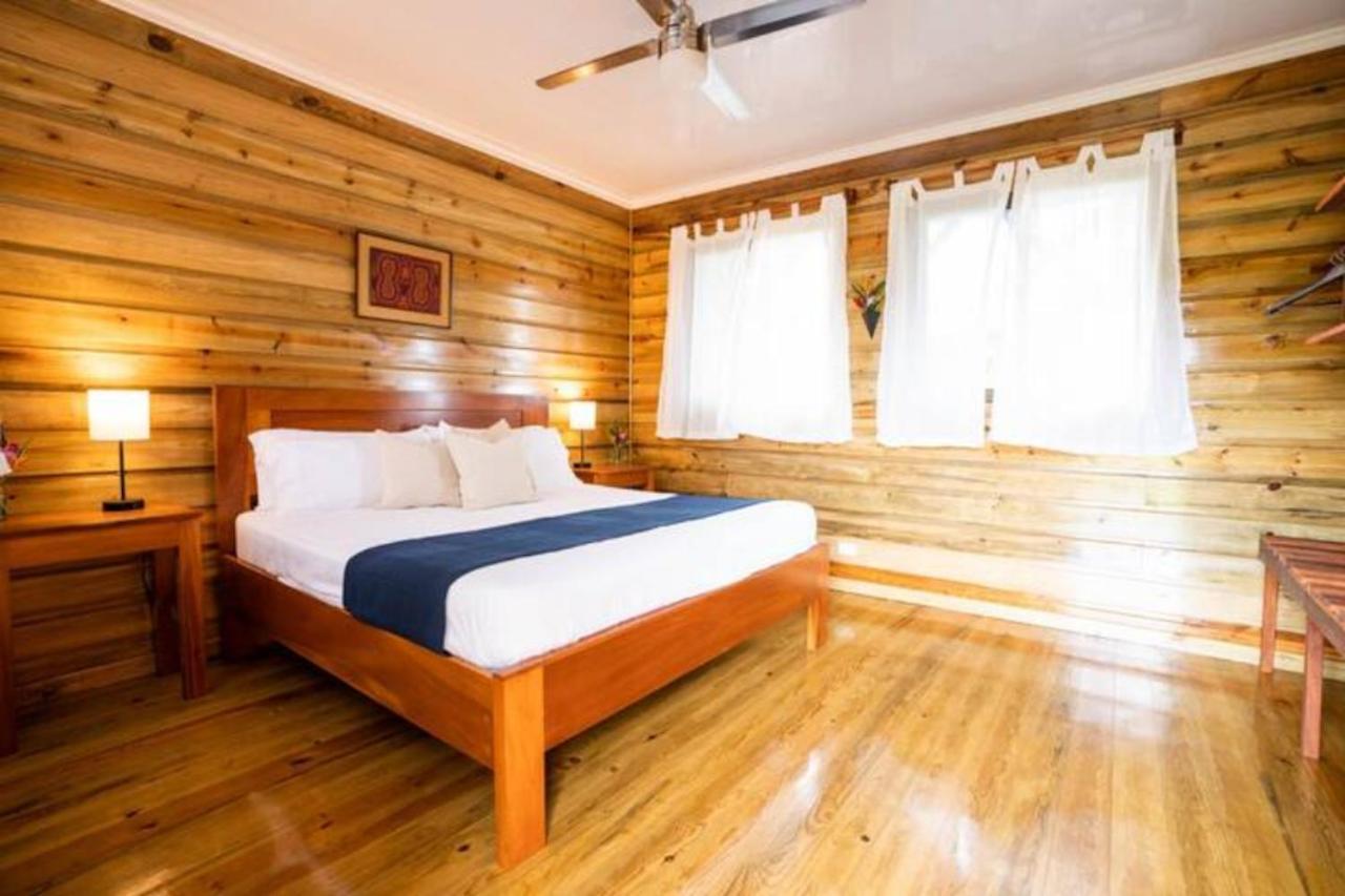 Casa Marlin Bed and Breakfast Μπόκας ντελ Τόρο Εξωτερικό φωτογραφία